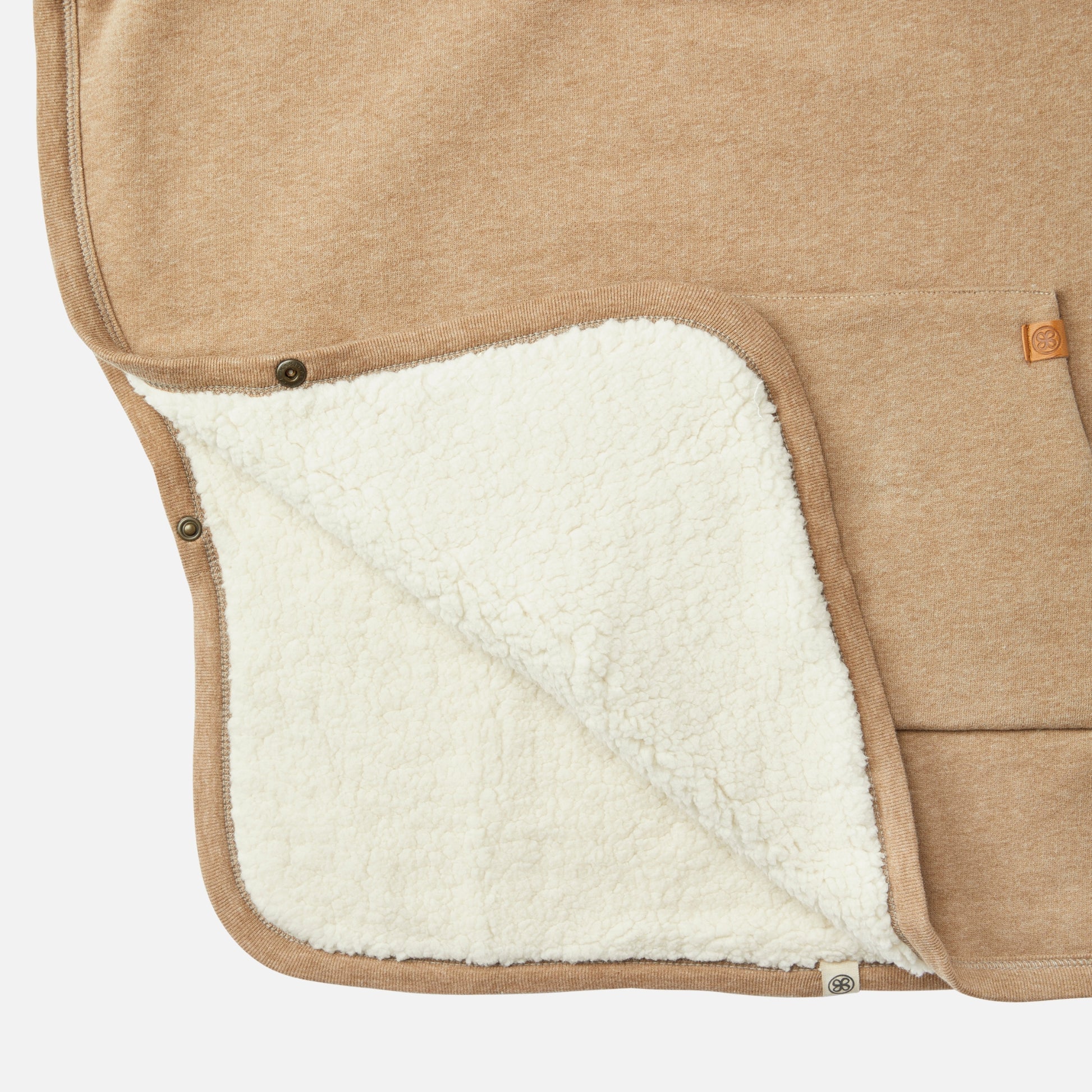 Bruine kinderponcho voor winter - Teddy binnenkant