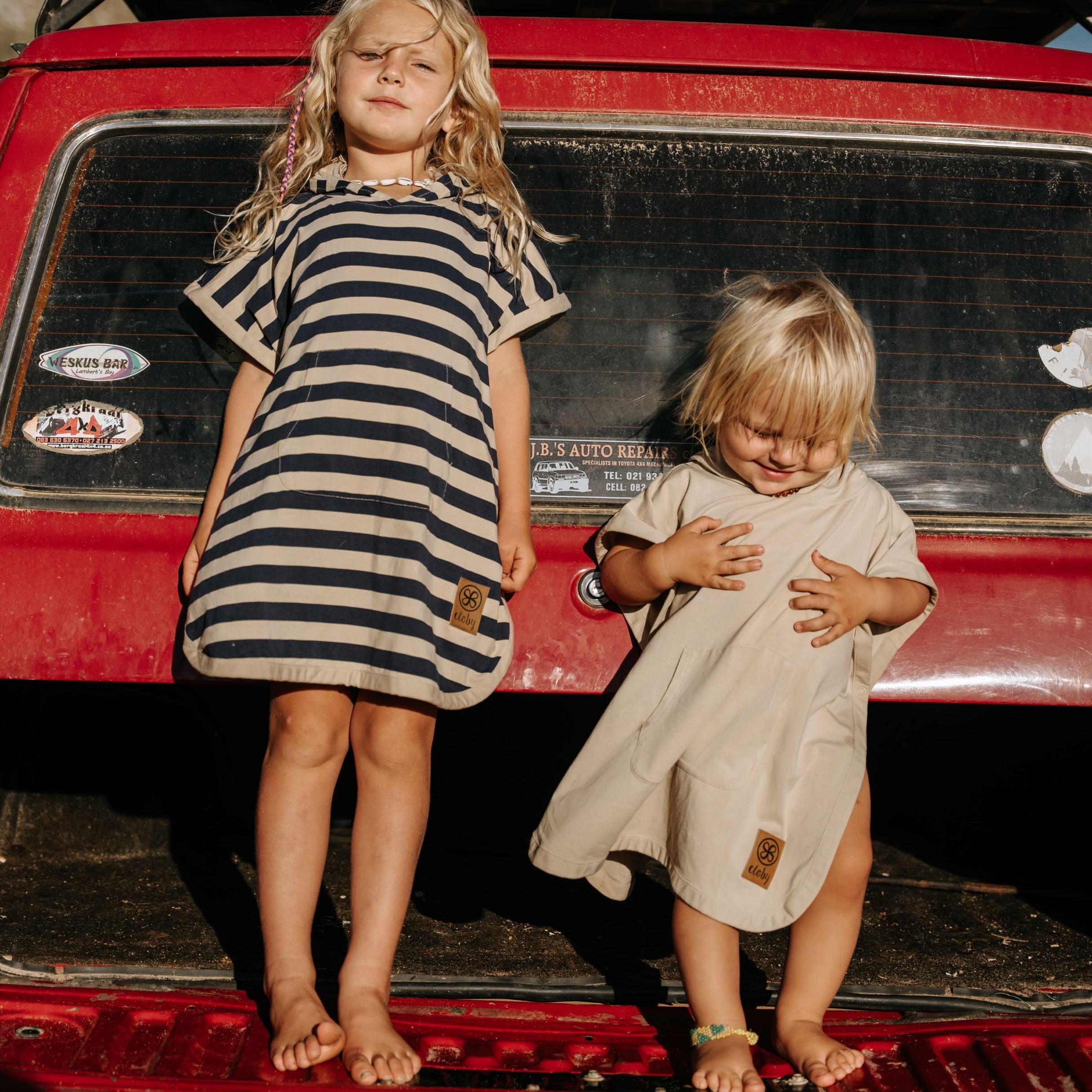 Poncho UV en Navy/Sandy Stripe – UPF 50+