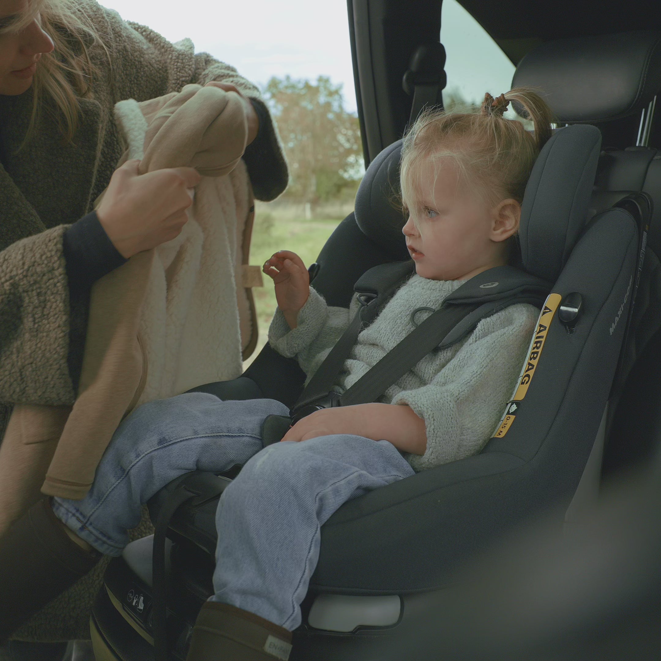 Video laden: Teddy-Poncho in Brown